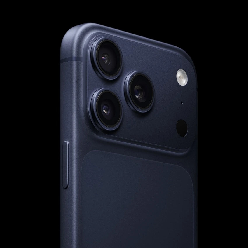 iPhone 17 Pro Max Deep Blue